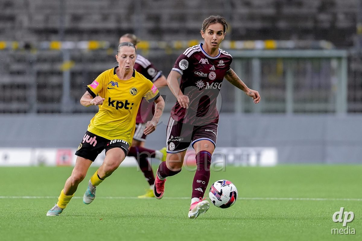 Switzerland: AXA Womens Super League 2026/27, BSC YB Frauen vs Servette FC Chenois Feminin - Wankdorf Stadium, Bern: Natasa Andonova (NataÅ¡a Andonova) (7 Servette FC Chenois Feminin), right, and Lisa Josten (24 BSC YB Frauen), left, in action.