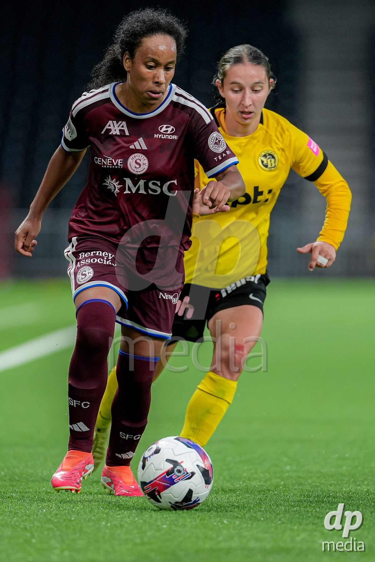 Switzerland: AXA Womens Super League 2026/27, BSC YB Frauen vs Servette FC Chenois Feminin - Wankdorf Stadium, Bern: Mickaella Cardia (Mickaëlla Cardia) (12 Servette FC Chenois Feminin), left, in action.