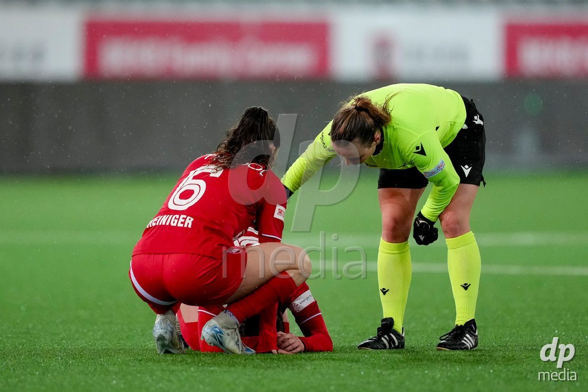 Schweiz: AXA Womens Super League 2025/26, FC Thun vs FC St.Gallen 1879 - Stockhorn Arena, Thun: