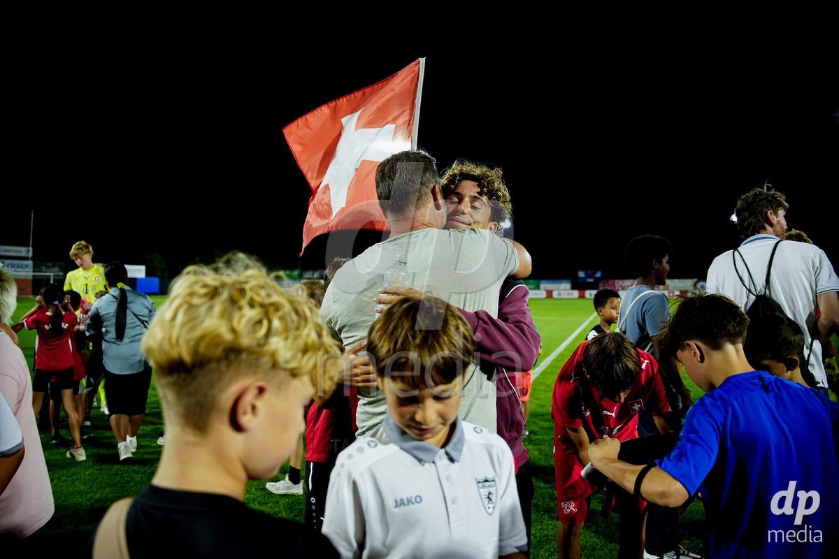 OBERE AU, Switzerland - September 8: Players of Switzerland with fans after the International Friendly U20 match between Switzerland and Luxembourg at TBD on September 8, 2026 in Obere Au, Switzerland.