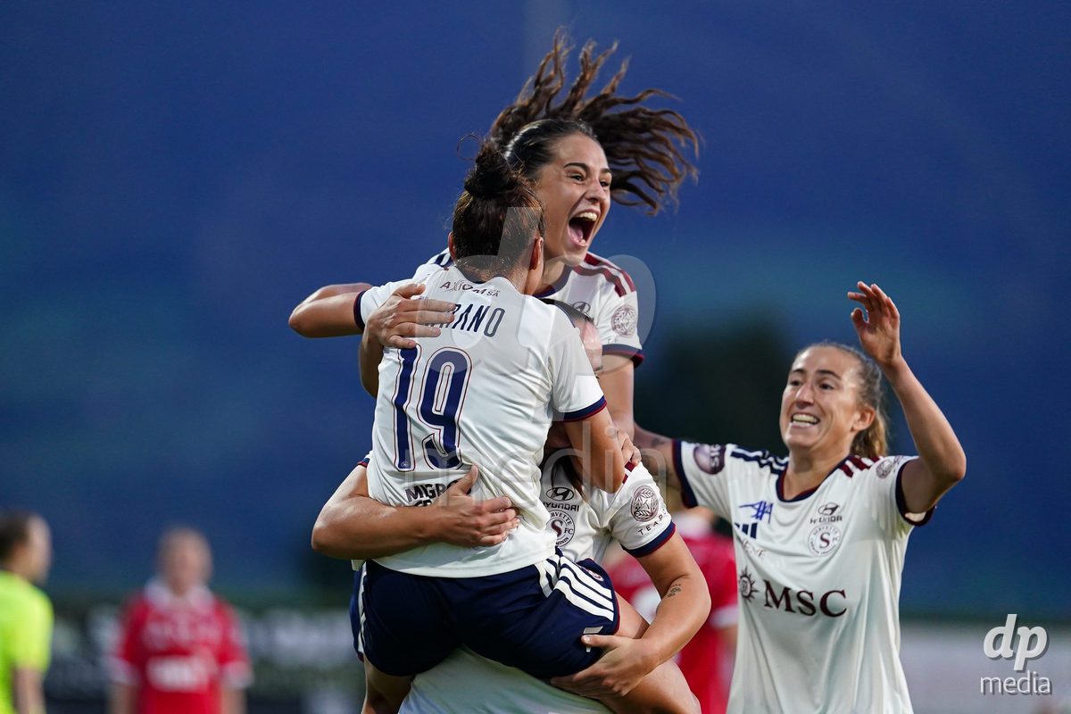 Rapperswil, Switzerland - September 12: Paula Serrano of Servette FC Chenois Feminin celebrating with team after scoring teams second goal during the AXA Women's Super League match between FC Rapperswil-Jona and Servette FC Chenois Feminin at Stadion Grünfeld on September 12, 2026 in Rapperswil, Switzerland.