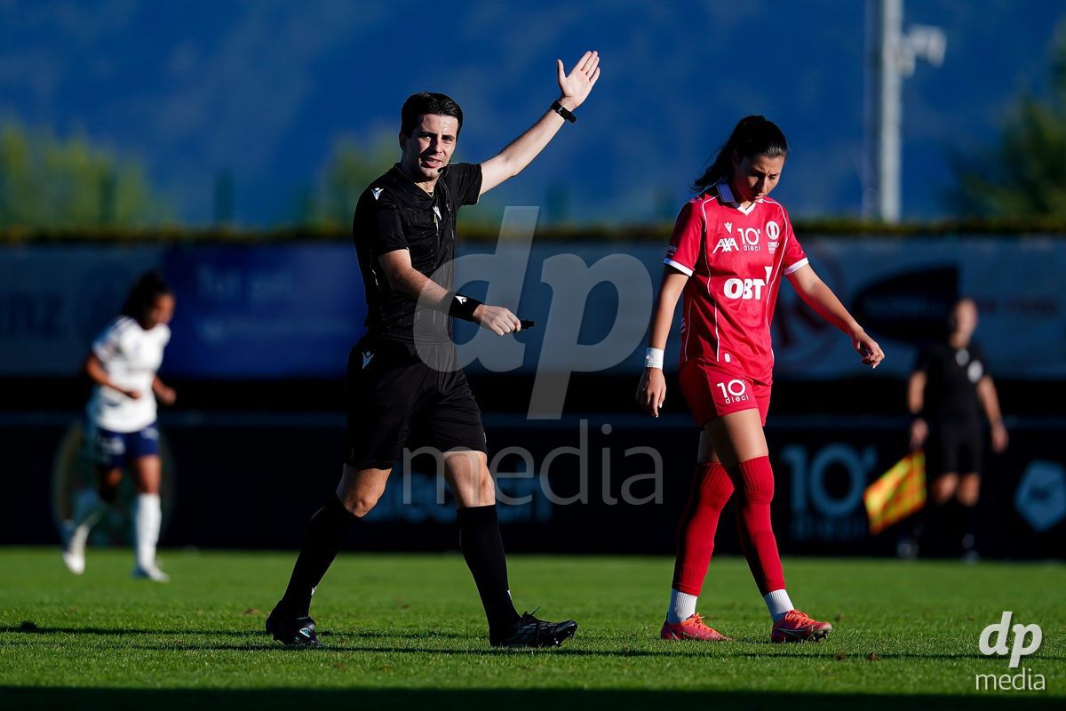 Rapperswil, Switzerland - September 12: Referee Jack Malluh during the AXA Women's Super League match between FC Rapperswil-Jona and Servette FC Chenois Feminin at Stadion Grünfeld on September 12, 2026 in Rapperswil, Switzerland.