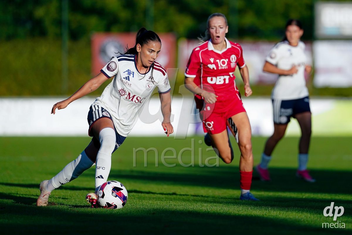 Rapperswil, Switzerland - September 12: Meriame Terchoun of Servette FC Chenois Feminin (L) battle for the ball during the AXA Women's Super League match between FC Rapperswil-Jona and Servette FC Chenois Feminin at Stadion Grünfeld on September 12, 2026 in Rapperswil, Switzerland.