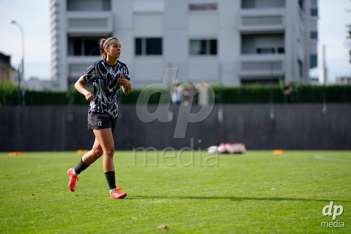 Zurich, Switzerland - September 13: Nina Kajzba of FC Zürich during warmup before the AXA Women's Super League match between FC Zurich and FC Basel 1893 at Stadion Letzigrund on September 13, 2026 in Zurich, Switzerland.