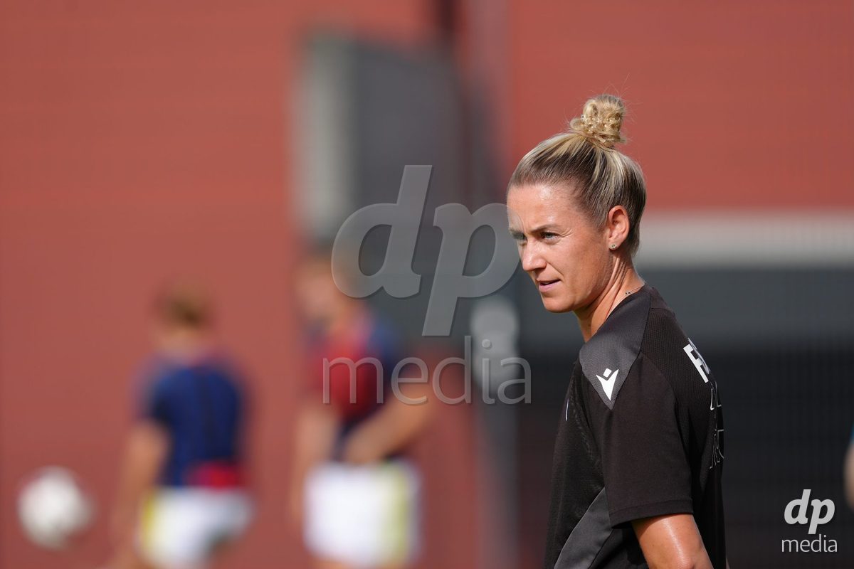 Zurich, Switzerland - September 13: Head Coach Danique Stein during the AXA Women's Super League match between FC Zurich and FC Basel 1893 at Stadion Letzigrund on September 13, 2026 in Zurich, Switzerland.