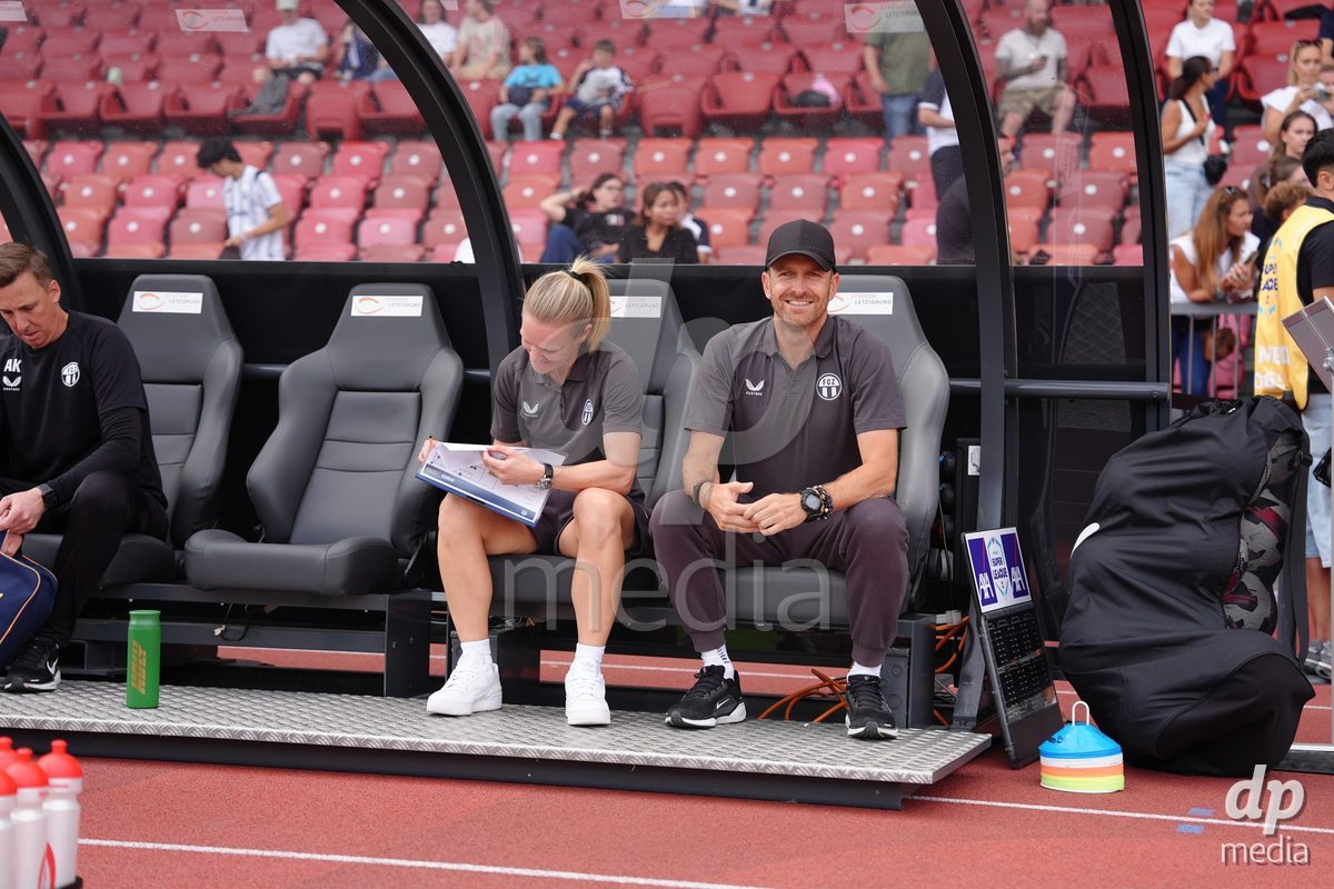 Zurich, Switzerland - September 13: Alessandro Mangiarratti Coach of FC Zurich before the AXA Women's Super League match between FC Zurich and FC Basel 1893 at Stadion Letzigrund on September 13, 2026 in Zurich, Switzerland.