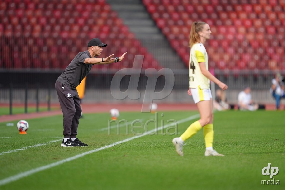 Zurich, Switzerland - September 13: Alessandro Mangiarratti coach of FC Zurich during the AXA Women's Super League match between FC Zurich and FC Basel 1893 at Stadion Letzigrund on September 13, 2026 in Zurich, Switzerland.