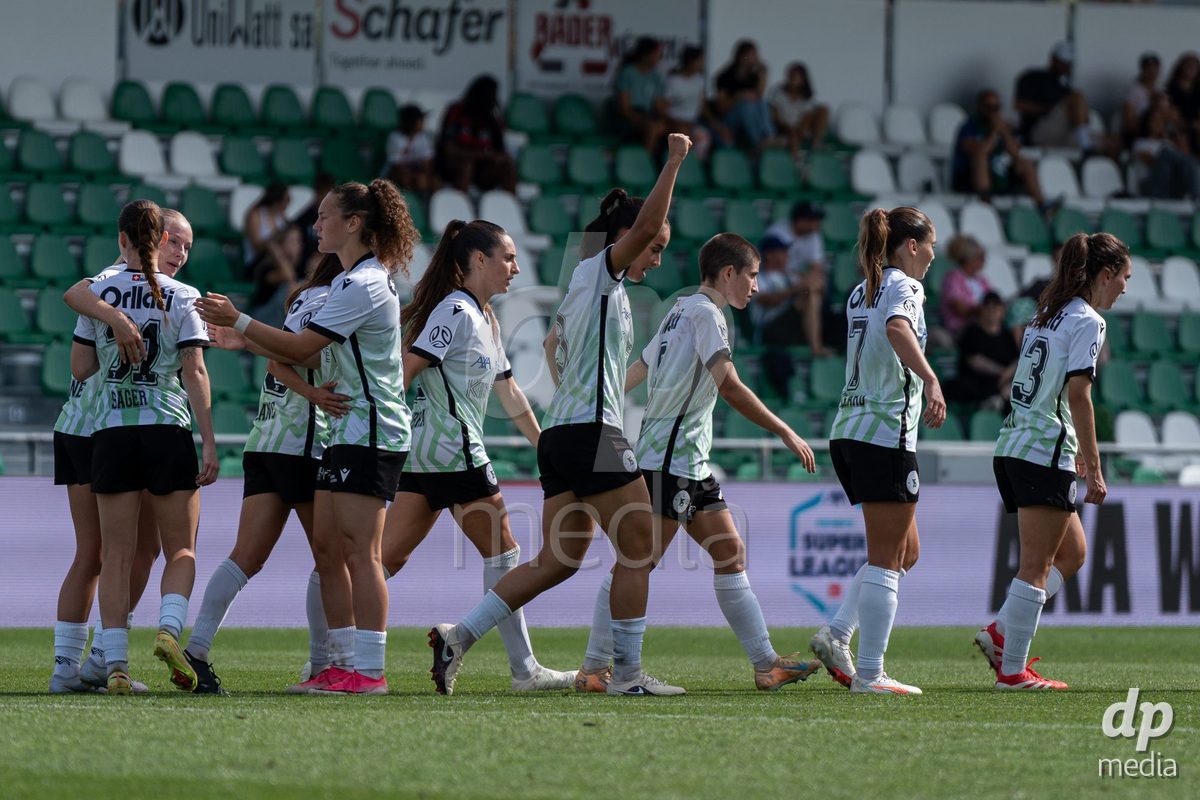 YVERDON-LES-BAINS - SWITZERLAND - SEPTEMBER 13 : Yverdon Sport Women celebrates the goal during the AXA Women's Super League match between Yverdon Sport Women and FC Aarau Frauen at Stade Municipal on September 13, 2026 in Yverdon-les-Bains, Switzerland.
