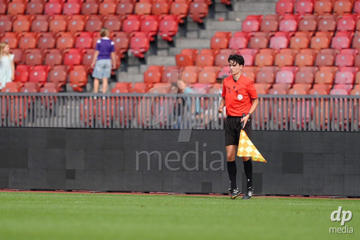 Zurich, Switzerland - September 13: Assistant Referee 2 Nico Rechsteiner during the AXA Women's Super League match between FC Zurich and FC Basel 1893 at Stadion Letzigrund on September 13, 2026 in Zurich, Switzerland.