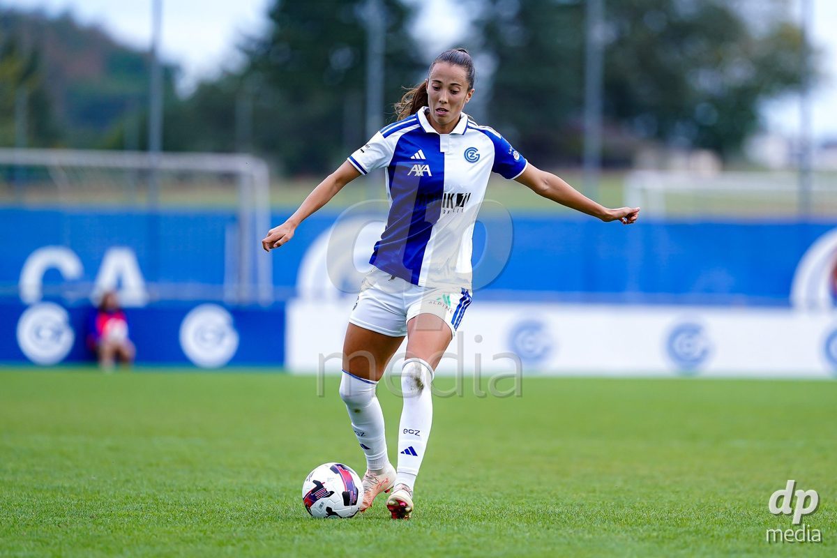 NIEDERHASLI, SWITZERLAND - September 13: Marta Cazalla of GC Frauenfussball in action during the AXA Women's Super League match between GC Frauenfussball and FC Luzern at GC Campus on September 13, 2026 in Niederhasli, Switzerland.
