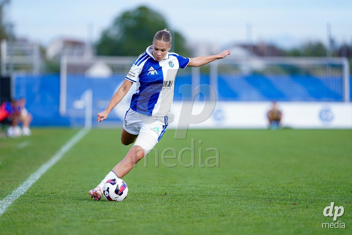 NIEDERHASLI, SWITZERLAND - September 13: Ella Ljustina of GC Frauenfussball controls the ball during the AXA Women's Super League match between GC Frauenfussball and FC Luzern at GC Campus on September 13, 2026 in Niederhasli, Switzerland.