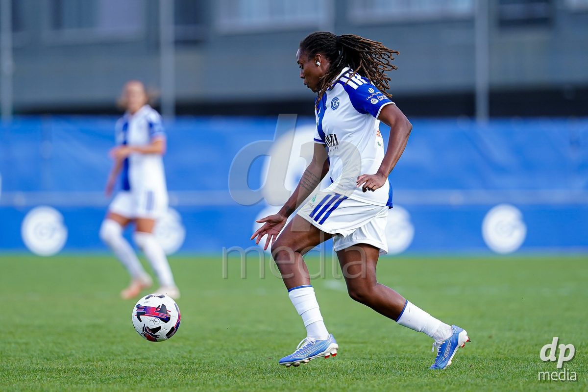 NIEDERHASLI, SWITZERLAND - September 13: Paige Bailey-Gayle of GC Frauenfussball controls the ball during the AXA Women's Super League match between GC Frauenfussball and FC Luzern at GC Campus on September 13, 2026 in Niederhasli, Switzerland.