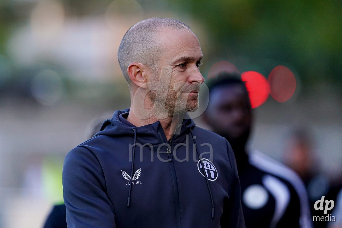 GENEVA, SWITZERLAND - SEPTEMBER 18: Alessandro Mangiarratti, Head Coach of FC Zurich, during the AXA Women's Super League match between Servette FC Chenois Feminin and FC Zurich at Stade de Trois-Chene on September 18, 2026 in Geneva, Switzerland.