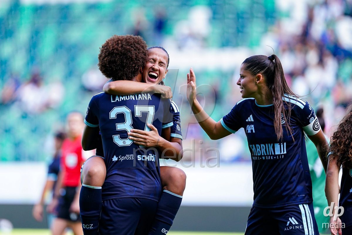 ST. GALLEN, SWITZERLAND - SEPTEMBER 19: Sury Lamontana of GC Frauenfussball celebrating with team after scoring teams second goal during the AXA Women's Super League match between FC St. Gallen 1879 and GC Frauenfussball at Berit Sitterstadion on September 19, 2026 in St. Gallen, Switzerland.