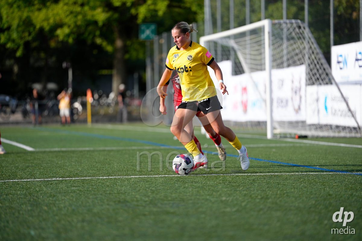AARAU, SWITZERLAND - SEPTEMBER 19: Leonie Sophie Koster of BSC YB Frauen during the AXA Women's Super League match between FC Aarau Frauen and BSC YB Frauen at Sportanlage Schachen on September 19, 2026 in Aarau, Switzerland.