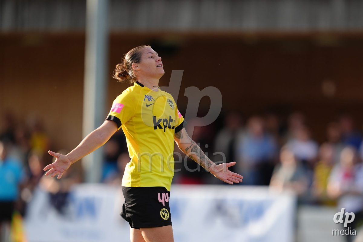 AARAU, SWITZERLAND - SEPTEMBER 19: Ramona Bachmann of BSC YB Frauen during the AXA Women's Super League match between FC Aarau Frauen and BSC YB Frauen at Sportanlage Schachen on September 19, 2026 in Aarau, Switzerland.