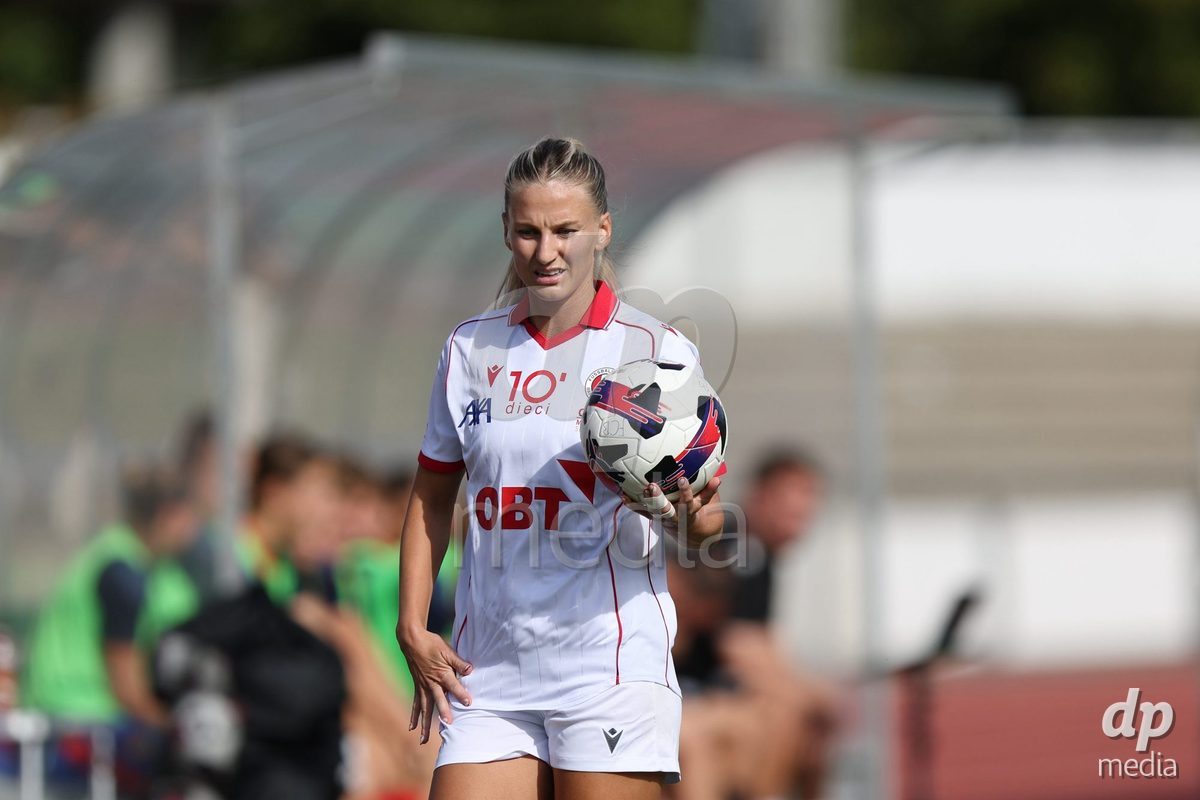 BASEL, SWITZERLAND - September 19: 3 Bergros Asgeirsdottir of FC Rapperswil-Jona in action throw-in during the AXA Women's Super League match between FC Basel and FC Rapperswil-Jona at Leichtathletik-stadion on September 19, 2026 in Basel, Switzerland.