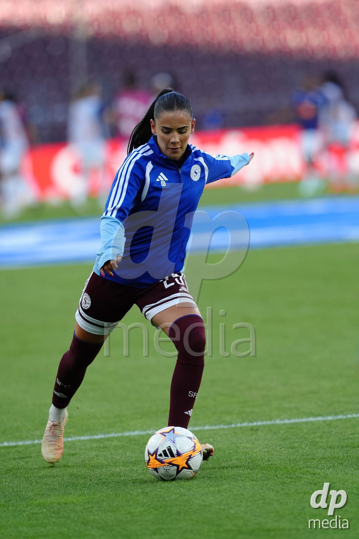 GENEVA, SWITZERLAND - SEPTEMBER 23: Meriame Terchoun of Servette FC Chenois Feminin during warmup before the UEFA Women's Champions League match between Servette FC Chenois Feminin and OL Lyonnes at Stade de Geneve on September 23, 2026 in Geneva, Switzerland.
