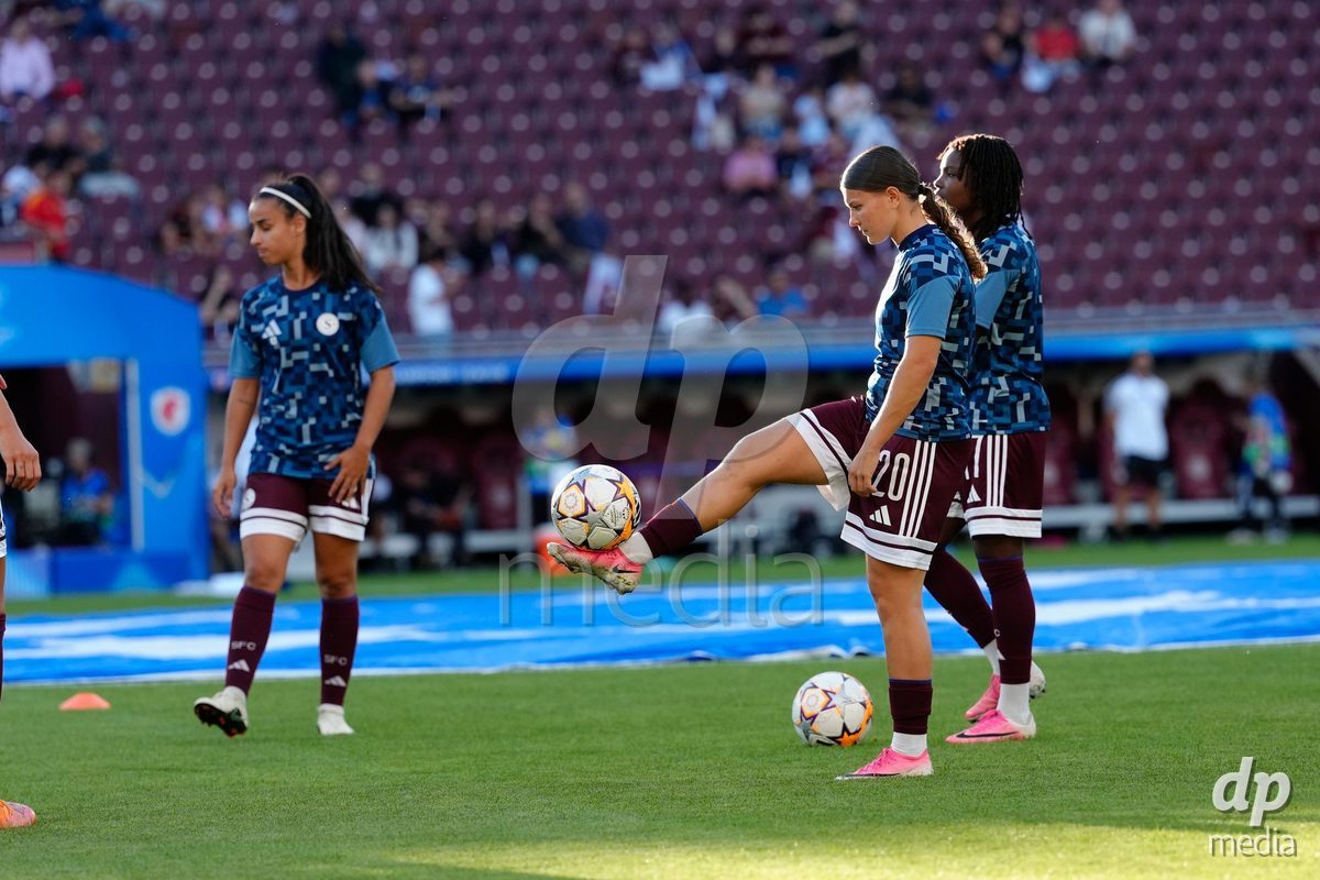 GENEVA, SWITZERLAND - SEPTEMBER 23: Paola Hernandez and Chiara Wallin of Servette FC Chenois Feminin during warmup before the UEFA Women's Champions League match between Servette FC Chenois Feminin and OL Lyonnes at Stade de Geneve on September 23, 2026 in Geneva, Switzerland.
