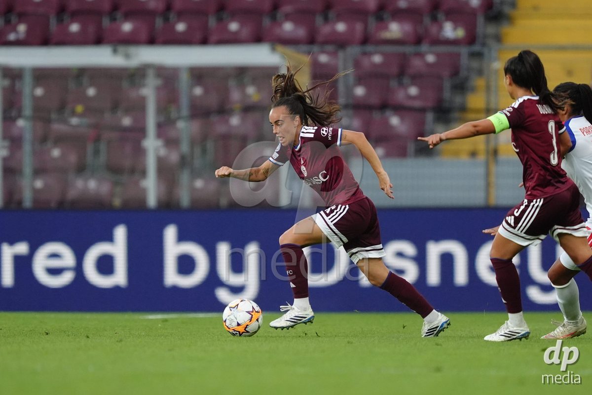 GENEVA, SWITZERLAND - SEPTEMBER 23: Joana Marchao of Servette FC Chenois Feminin during the UEFA Women's Champions League match between Servette FC Chenois Feminin and OL Lyonnes at Stade de Geneve on September 23, 2026 in Geneva, Switzerland.