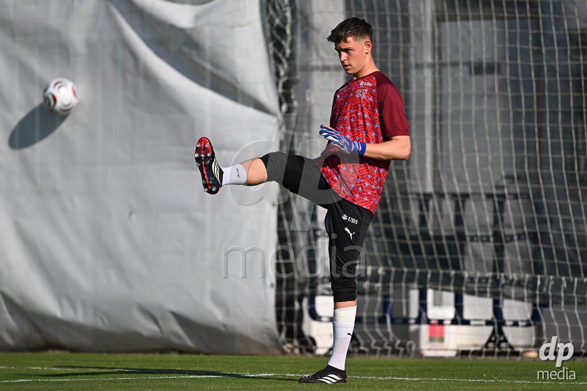 OLIVA NOVA, SPAIN - SEPTEMBER 23: Lorenzon, Lucas Goalkeeper of Switzerland during the International Friendly match between Switzerland U17 and Wales U17 at Oliva Nova Sports Center on September 23, 2026 in Oliva Nova, Spain.