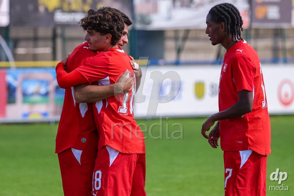 DUNAJSKA LUZNA, SLOVAKIA - SEPTEMBER 25: Swiss delight the International Friendly football match between Switzerland U19 and Poland U19 on September 25, 2026 in Dunajska Luzna, Slovakia.