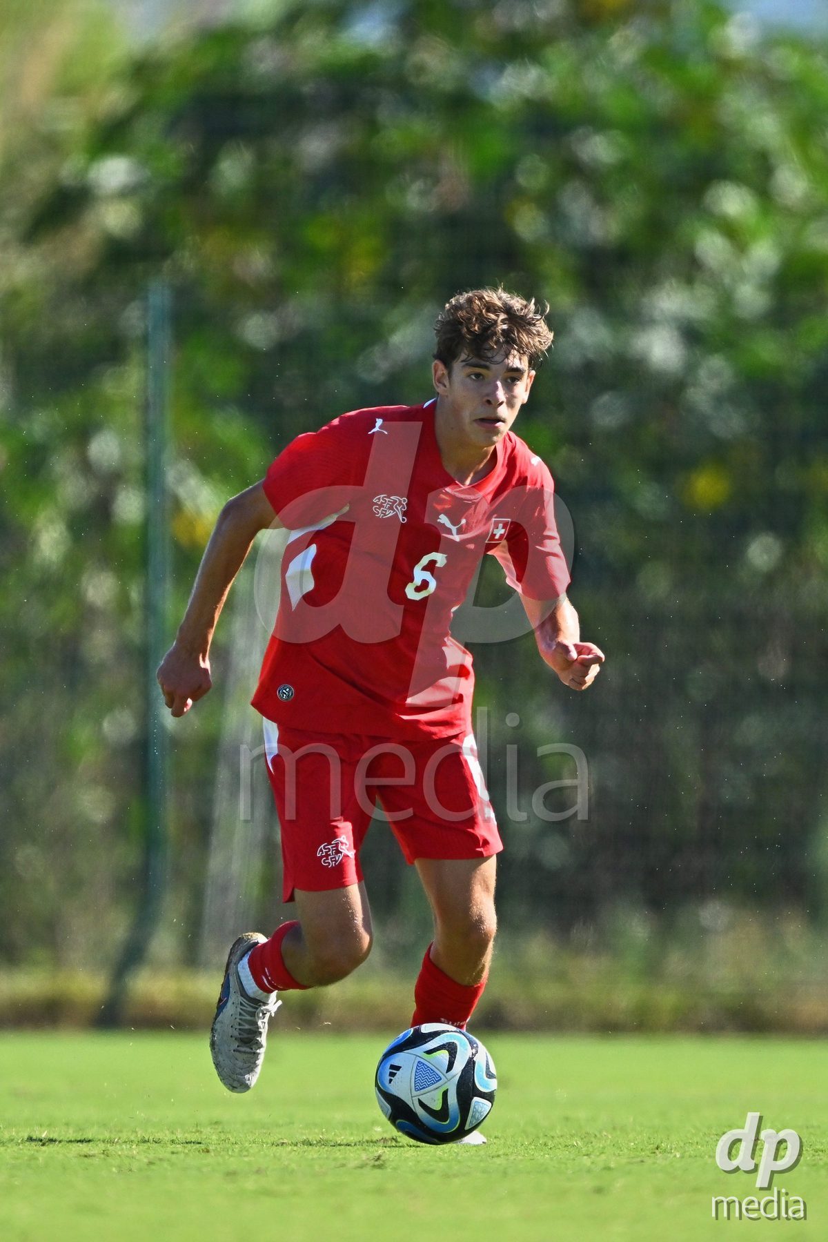 OLIVA NOVA, SPAIN - SEPTEMBER 25: Niklas Züger of Switzerland during the International Friendly match between Northern Ireland U17 and Switzerland U17 at Oliva Nova Sports Center on September 25, 2026 in Oliva Nova, Spain.