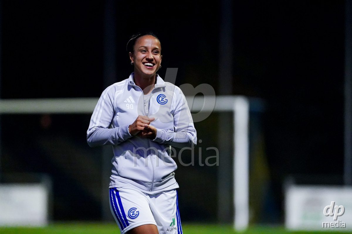 WÄDENSWIL, SWITZERLAND - SEPTEMBER 25: Dalila Belen Ippolito of GC Frauenfussball warming up during the AXA Women's Cup match between FC Wädenswil 1 and GC Frauenfussball at Sportplatz Beichlen on September 25, 2026 in Wädenswil.