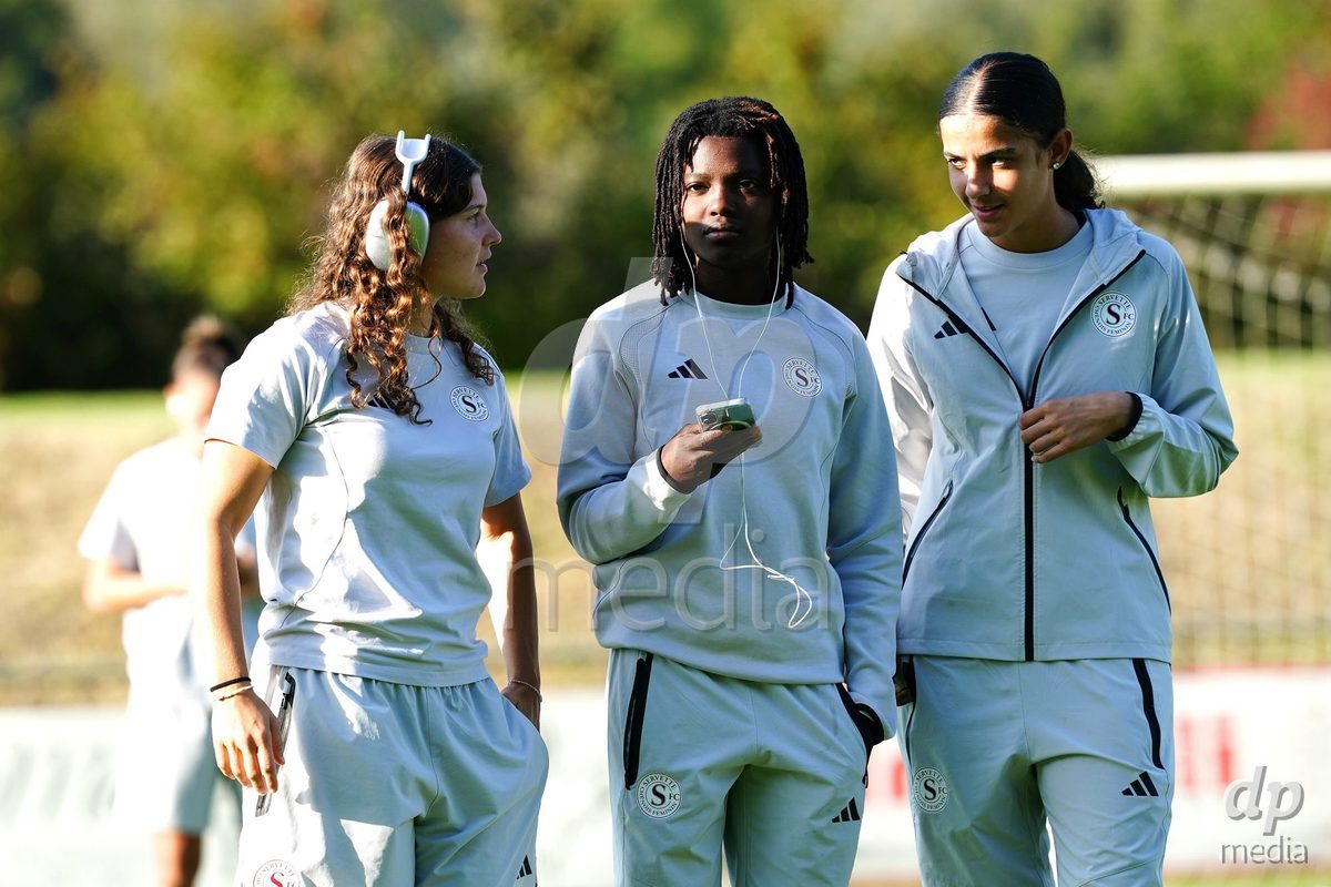 MAGADINO, SWITZERLAND - SEPTEMBER 26: Pllayers of the Servette FC attend a pitch inspection prior the AXA Women's Cup match between AS Gambarogno and Servette FC Chenois Feminin at Centro Sportivo on September 26, 2026 in Magadino.