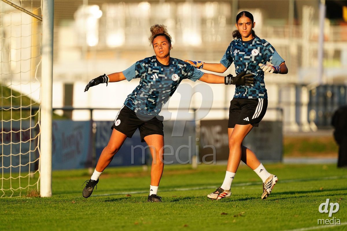 MAGADINO, SWITZERLAND - SEPTEMBER 26: Pllayers of the Servette FC in action during warm up prior the AXA Women's Cup match between AS Gambarogno and Servette FC Chenois Feminin at Centro Sportivo on September 26, 2026 in Magadino.