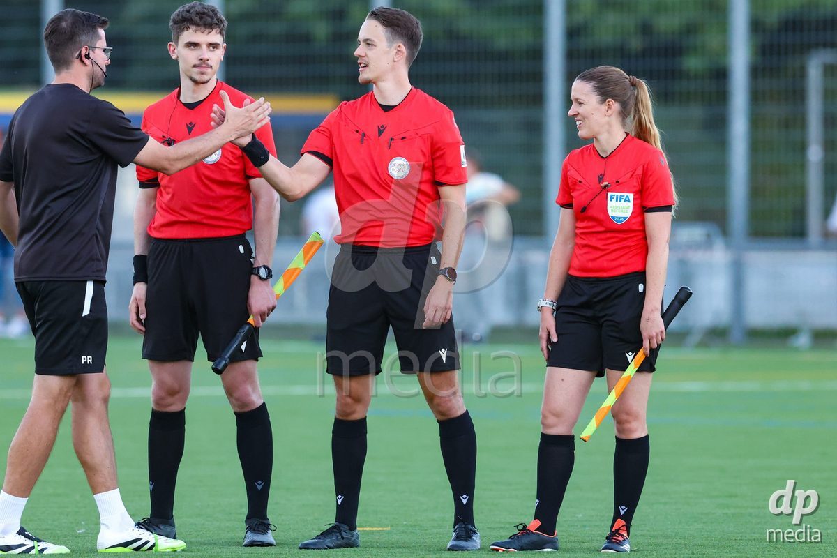 SCHLIEREN, SWITZERLAND - SEPTEMBER 26: The Referee Team during the AXA Women's Cup match between FC Schlieren and FC St. Gallen at Zelgli on September 26, 2026 in Schlieren, Switzerland.