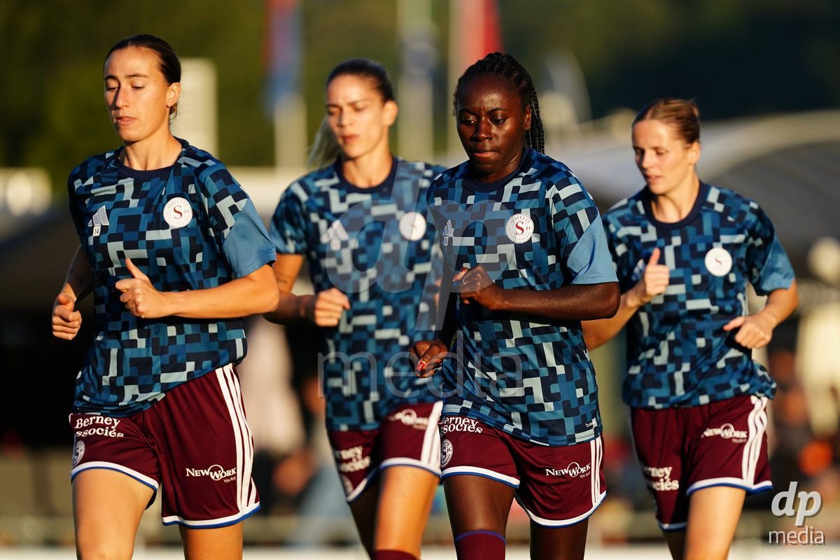 MAGADINO, SWITZERLAND - SEPTEMBER 26:  Simon Benedicte of Servette FC run during warm up prio the AXA Women's Cup match between AS Gambarogno and Servette FC Chenois Feminin at Centro Sportivo on September 26, 2026 in Magadino.
