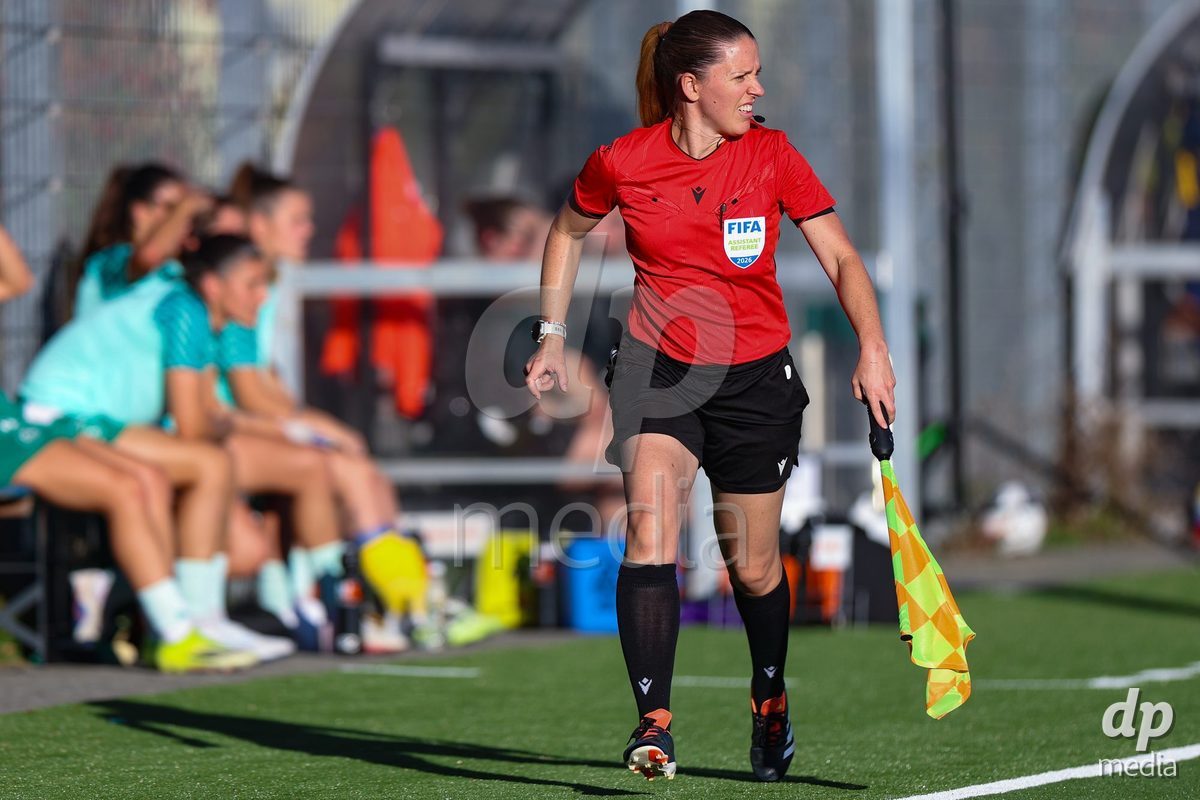SCHLIEREN, SWITZERLAND - SEPTEMBER 26: The referee assistant, Belinda Pierre-Brehm, during the AXA Women's Cup match between FC Schlieren and FC St. Gallen at Zelgli on September 26, 2026 in Schlieren, Switzerland.