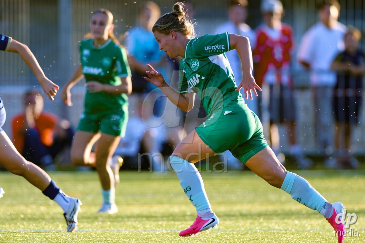 SCHLIEREN, SWITZERLAND - SEPTEMBER 26: Sanne Koopman of FC St.Gallen 1879 during the AXA Women's Cup match between FC Schlieren and FC St. Gallen at Zelgli on September 26, 2026 in Schlieren, Switzerland.