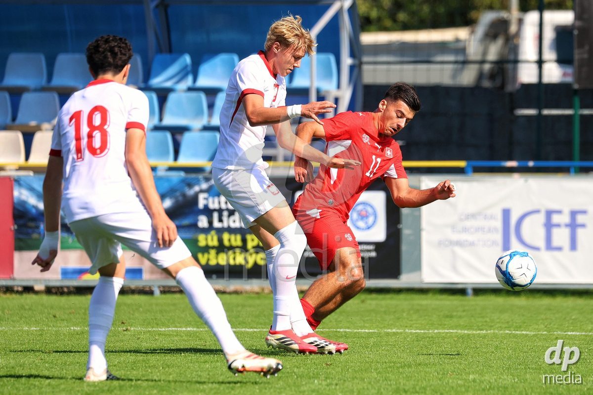 DUNAJSKA LUZNA, SLOVAKIA - SEPTEMBER 25: Nevio Scherrer 11 the  International Friendly football match between Switzerland U19 and Poland U19 on September 25, 2026 in Dunajska Luzna, Slovakia.