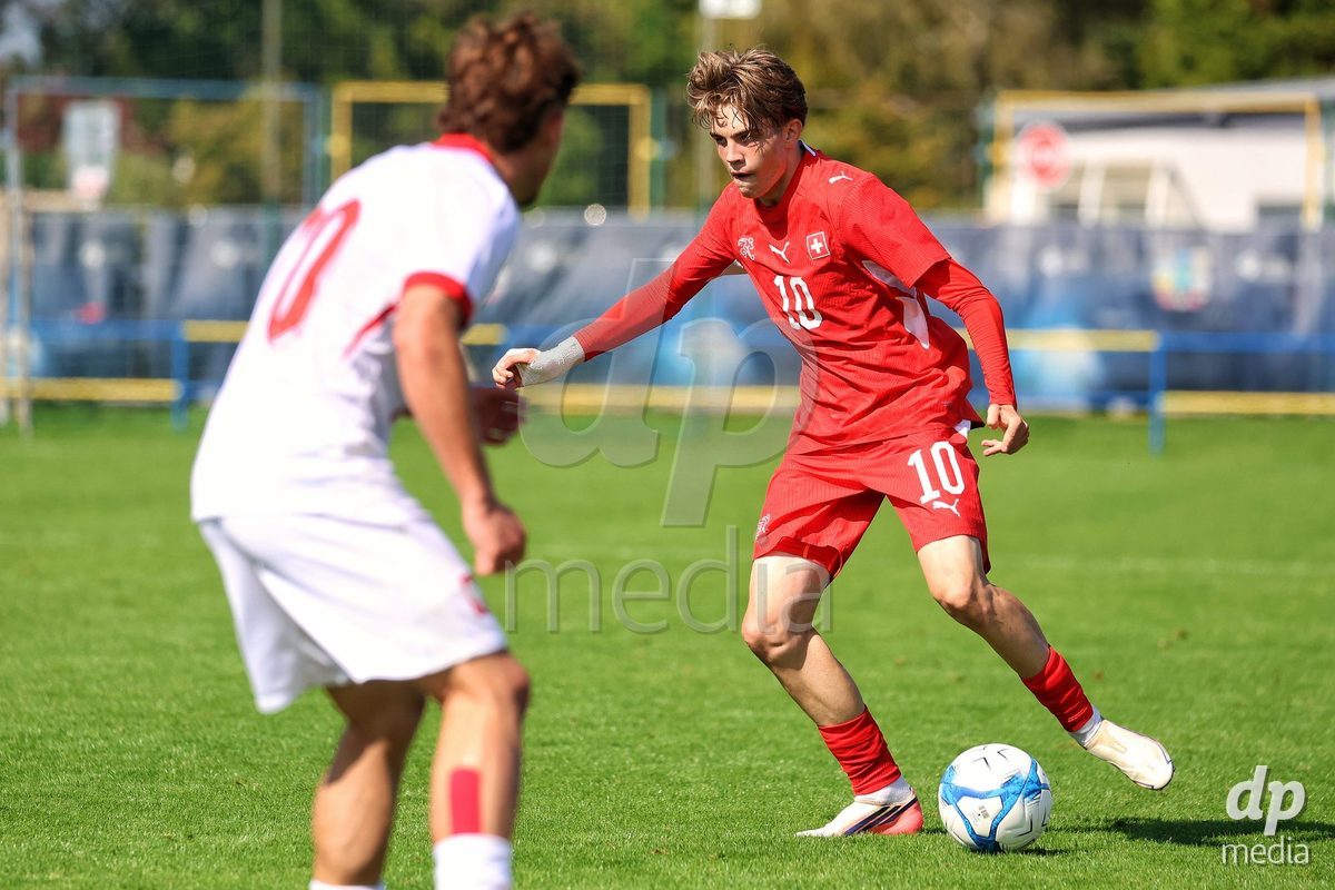 DUNAJSKA LUZNA, SLOVAKIA - SEPTEMBER 25:Jill Stiel 20 the  International Friendly football match between Switzerland U19 and Poland U19 on September 25, 2026 in Dunajska Luzna, Slovakia.