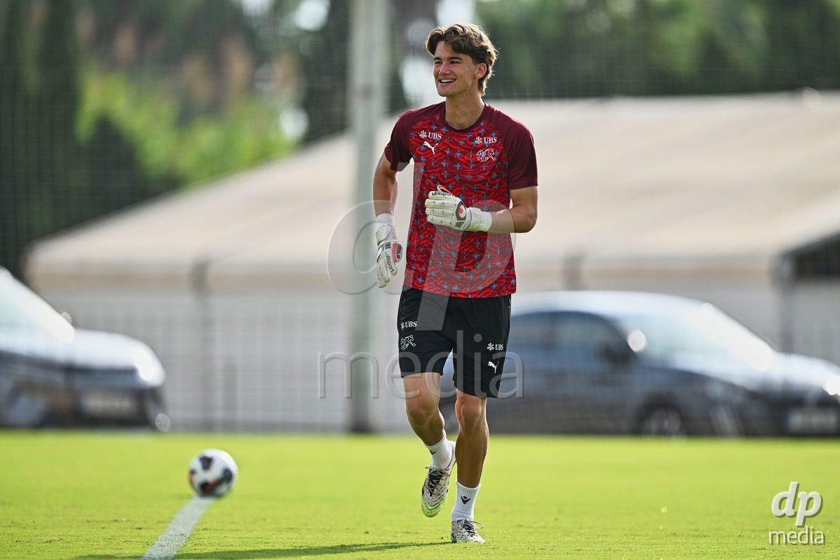 OLIVA NOVA, SPAIN - SEPTEMBER 28: Yanis Emch of Switzerland during the International Friendly match between Switzerland U17 and Sweden U17 at Oliva Nova Sports Center on September 28, 2026 in Oliva Nova, Spain.