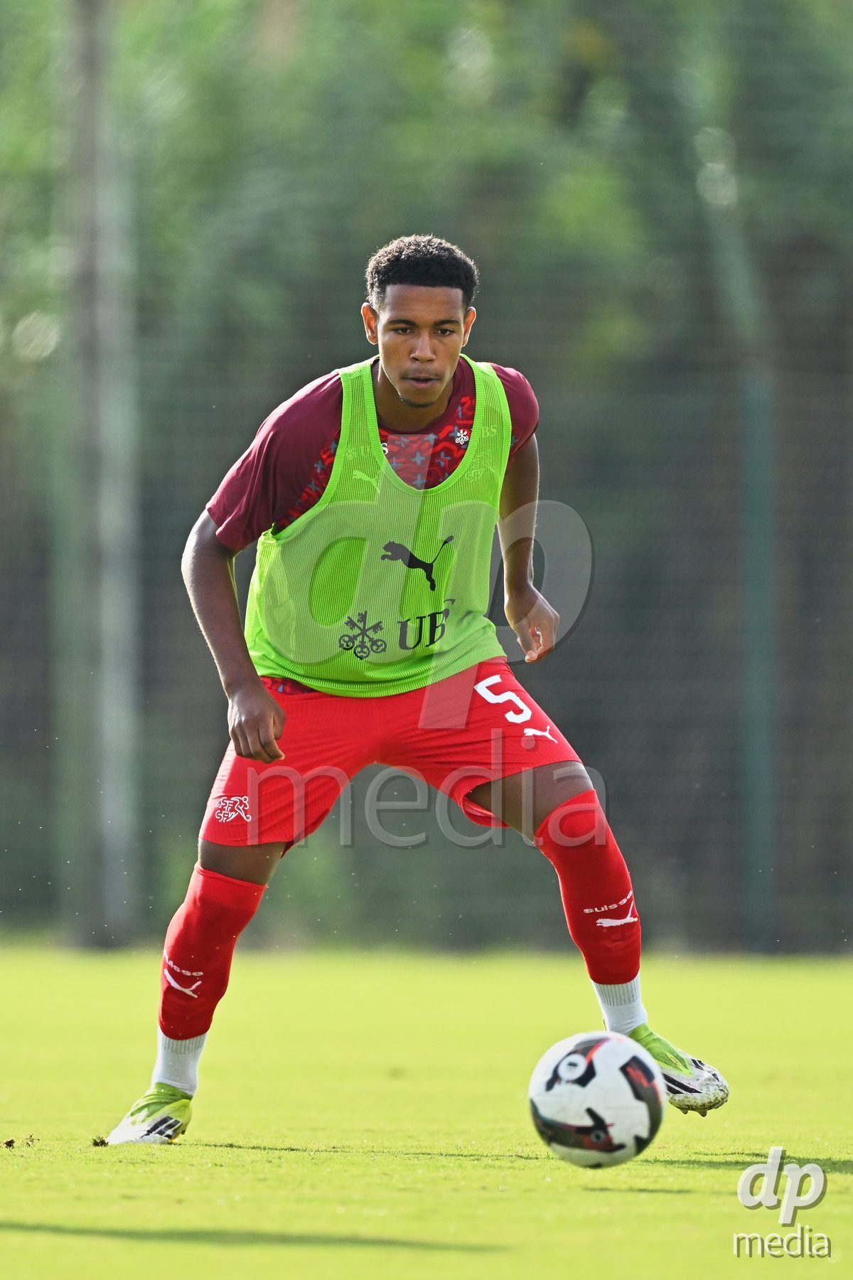 OLIVA NOVA, SPAIN - SEPTEMBER 28: Noah Kakor of Switzerland during the International Friendly match between Switzerland U17 and Sweden U17 at Oliva Nova Sports Center on September 28, 2026 in Oliva Nova, Spain.