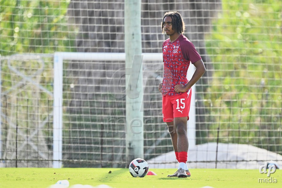 OLIVA NOVA, SPAIN - SEPTEMBER 28: Leon White of Switzerland during the International Friendly match between Switzerland U17 and Sweden U17 at Oliva Nova Sports Center on September 28, 2026 in Oliva Nova, Spain.