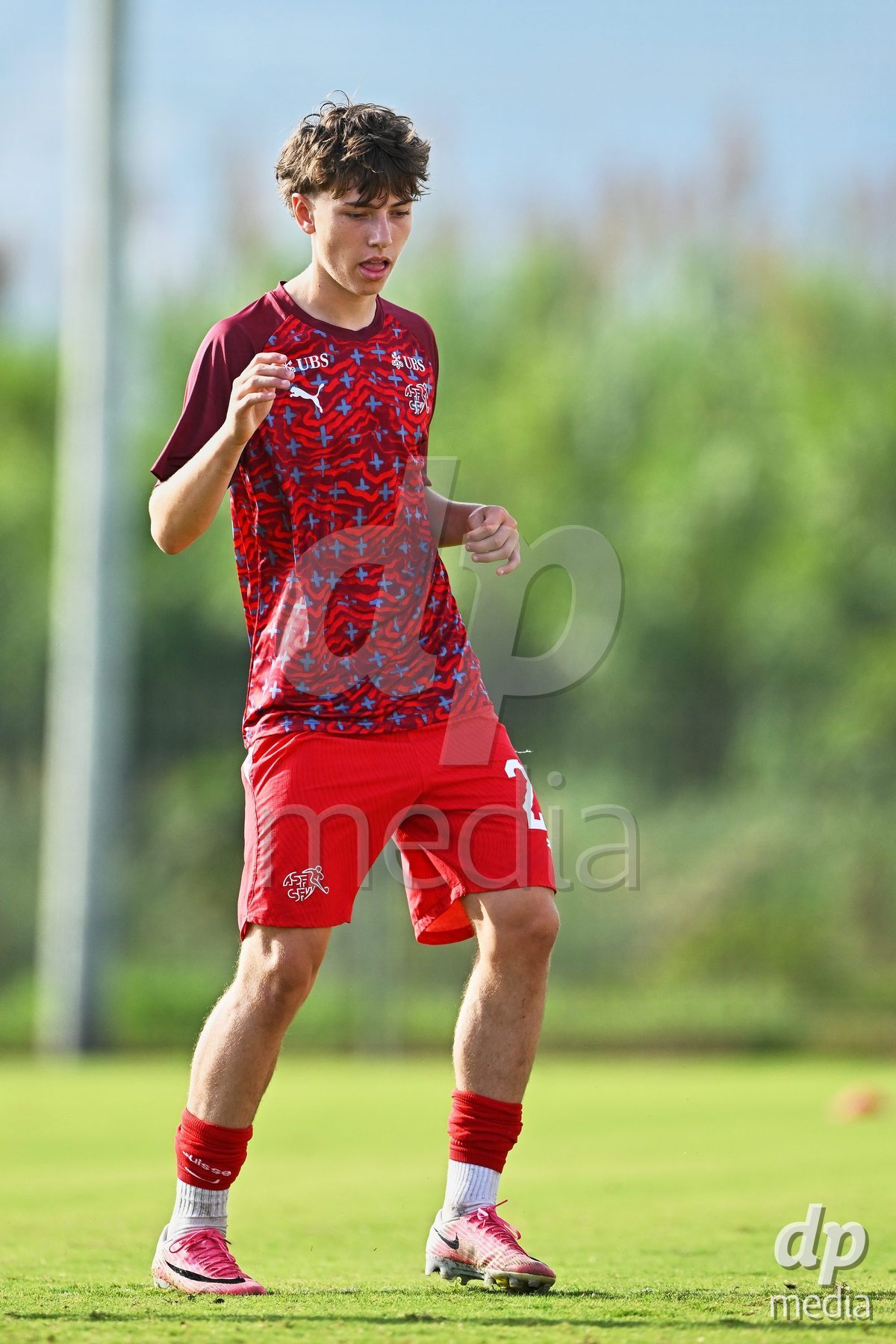 OLIVA NOVA, SPAIN - SEPTEMBER 28: Loan Thommen of Switzerland during the International Friendly match between Switzerland U17 and Sweden U17 at Oliva Nova Sports Center on September 28, 2026 in Oliva Nova, Spain.