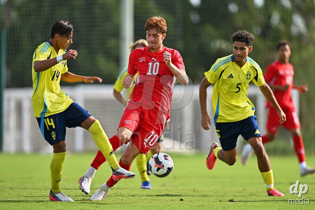 OLIVA NOVA, SPAIN - SEPTEMBER 28: Eron Kele of Switzerland during the International Friendly match between Switzerland U17 and Sweden U17 at Oliva Nova Sports Center on September 28, 2026 in Oliva Nova, Spain.