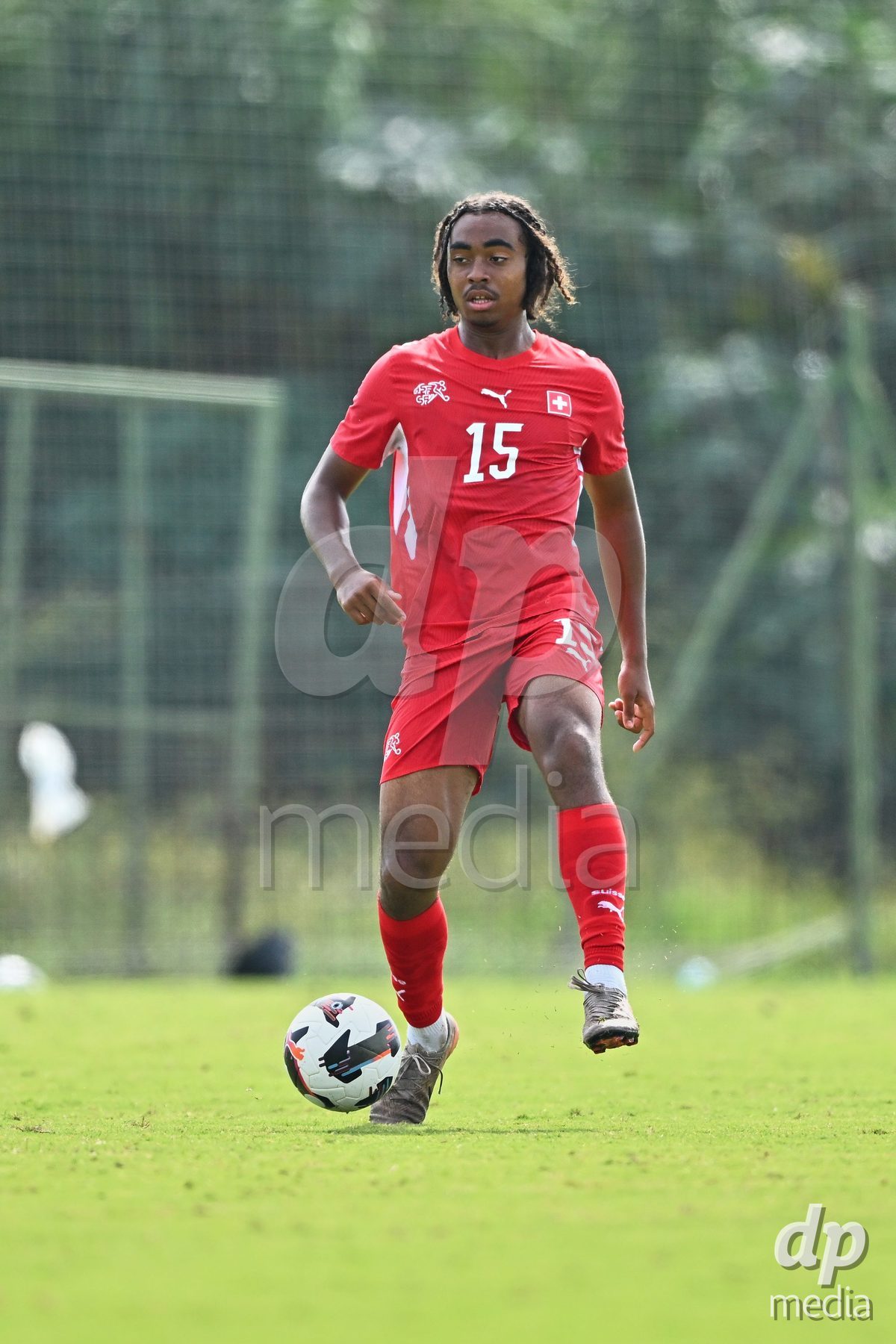 OLIVA NOVA, SPAIN - SEPTEMBER 28: Leon White of Switzerland during the International Friendly match between Switzerland U17 and Sweden U17 at Oliva Nova Sports Center on September 28, 2026 in Oliva Nova, Spain.