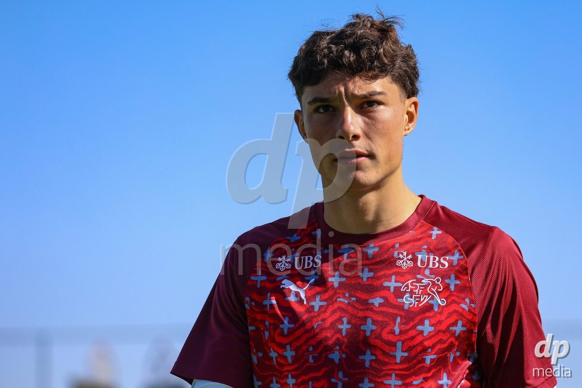 DUNAJSKA LUZNA, SLOVAKIA - SEPTEMBER 28: Switzerland team warm-up the International Friendly football match between Kazakhstan U19 and Switzerland U19 on September 28, 2026 in Dunajska Luzna, Slovakia.