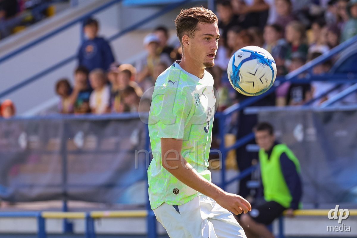 DUNAJSKA LUZNA, SLOVAKIA - SEPTEMBER 28: Ilija Despotovic 9 of Switzerland controls the ball during the International Friendly football match between Kazakhstan U19 and Switzerland U19 on September 28, 2026 in Dunajska Luzna, Slovakia.