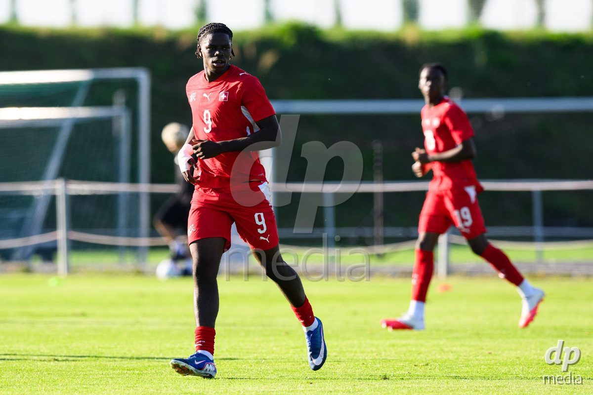 KOSMONSY, CZECH REPUBLIC - SEPTEMBER 28: Shedrach Ogbodu of Switzerland during the International Friendly match between Czech Republic U18 and Switzerland U18 on September 28, 2026 in Kosmonsy, Czech Republic.