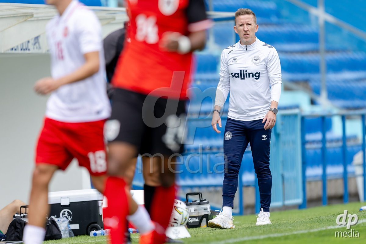 VIZELA, PORTUGAL - SEPTEMBER 30: coach Morten Karlsen of Denmark U19 during the International Friendly match between Denmark U19 and Austria U19 at Estadio FC Vizela on September 30, 2026 in Vizela, Portugal