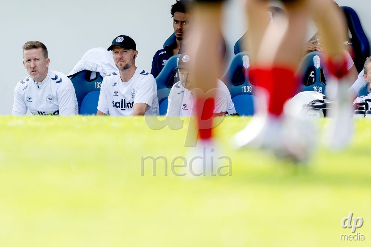 VIZELA, PORTUGAL - SEPTEMBER 30: coach Morten Karlsen of Denmark U19 during the International Friendly match between Denmark U19 and Austria U19 at Estadio FC Vizela on September 30, 2026 in Vizela, Portugal