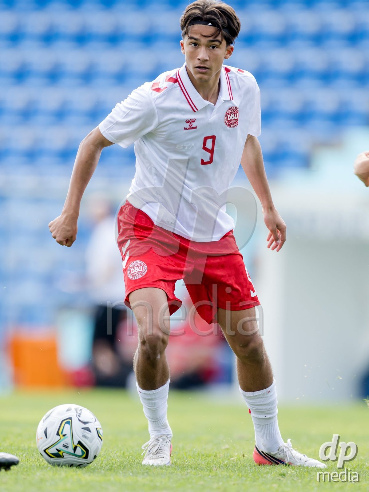 VIZELA, PORTUGAL - SEPTEMBER 30: Sean Fetterlein of Denmark U19 during the International Friendly match between Denmark U19 and Austria U19 at Estadio FC Vizela on September 30, 2026 in Vizela, Portugal