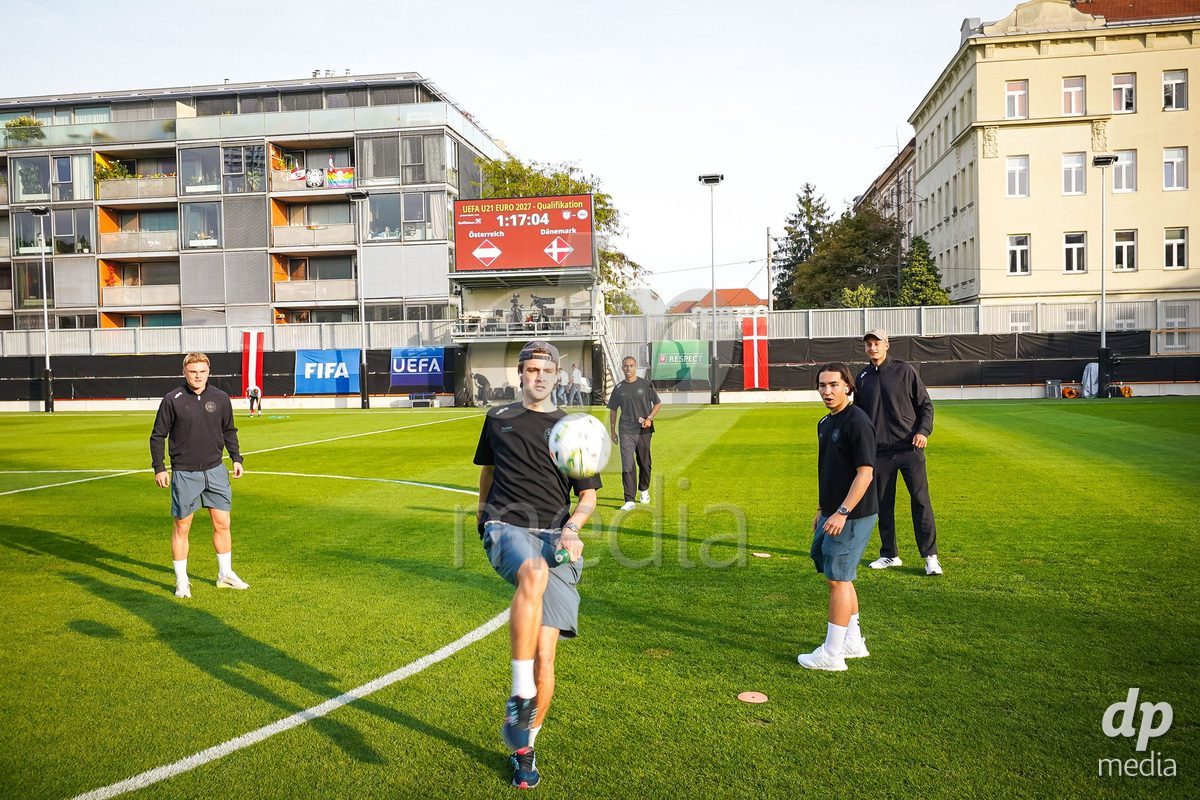 VIENNA, AUSTRIA - OCTOBER 2: Warm up during the UEFA European Qualifiers match between Austria U21 and Denmark U21 at Wiener Sport-Club Stadion on October 2, 2026 in Vienna, Austria.