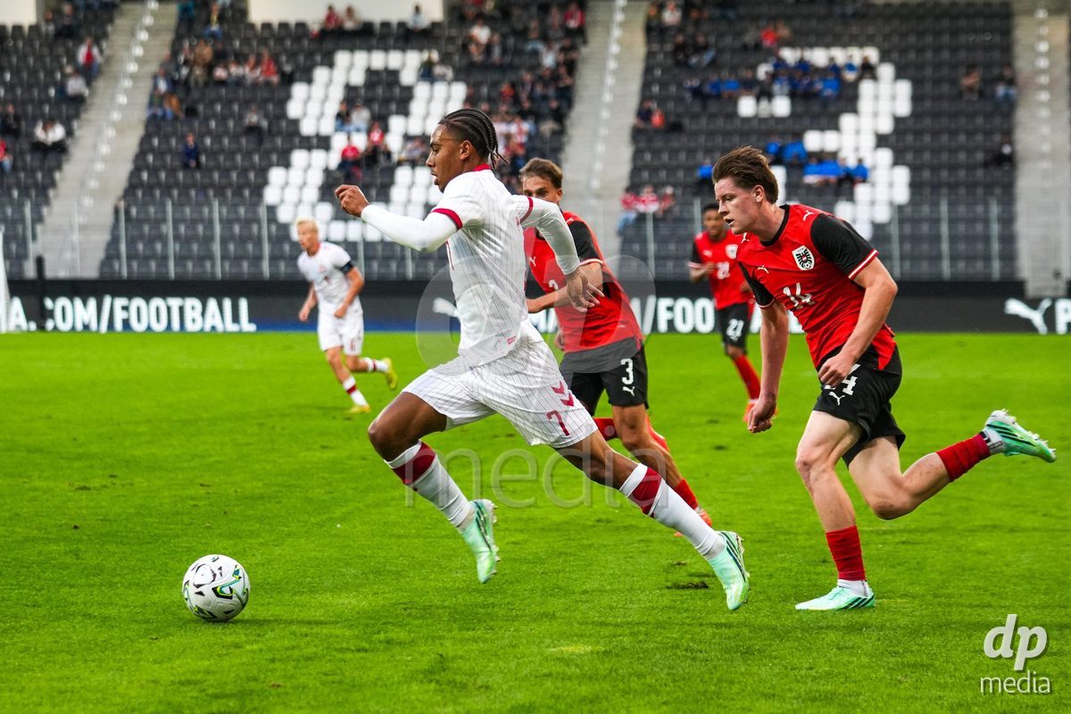 VIENNA, AUSTRIA - OCTOBER 2: Noah Nartey (Dänemark U21, 7) during the UEFA European Qualifiers match between Austria U21 and Denmark U21 at Wiener Sport-Club Stadion on October 2, 2026 in Vienna, Austria.
